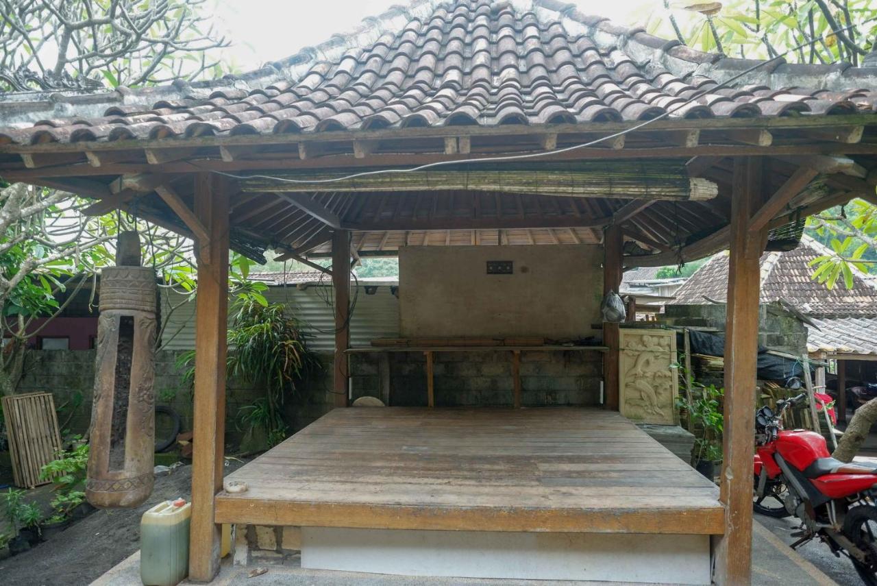 Hotel Kampoeng Drini Redpartner Brono Exterior photo