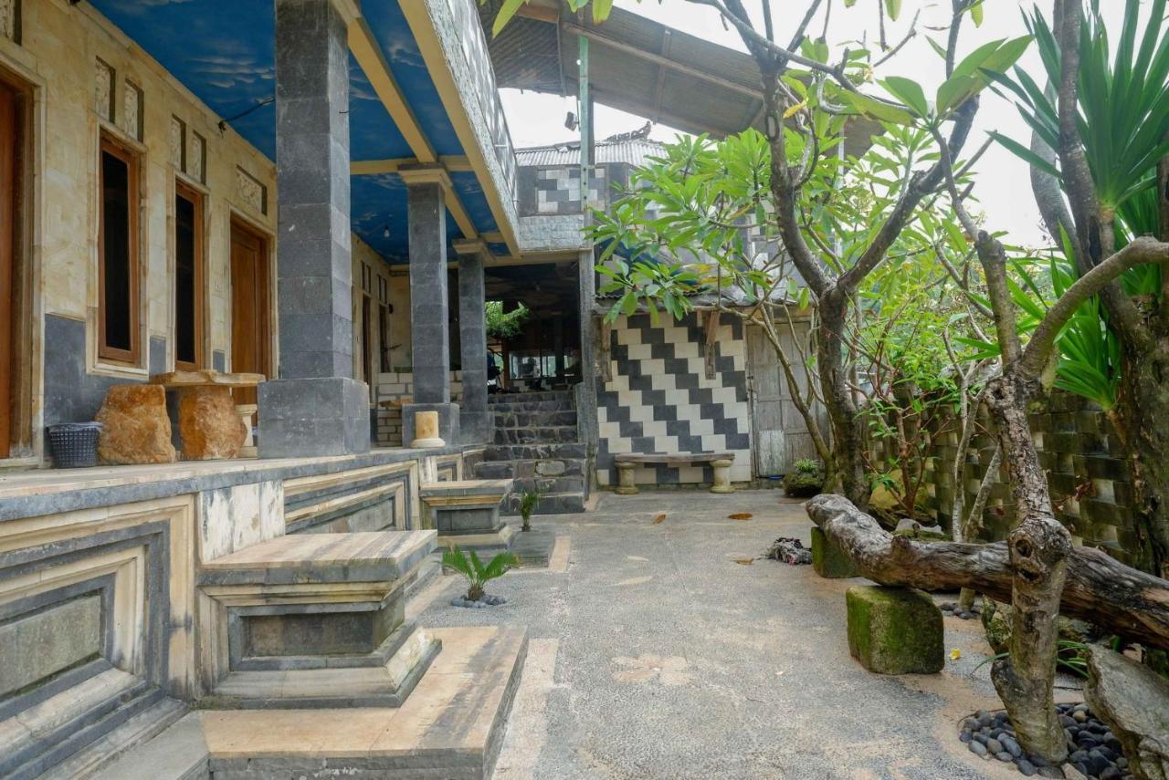Hotel Kampoeng Drini Redpartner Brono Exterior photo